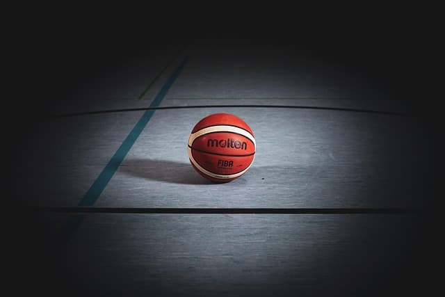 Les Plus Grands Entraîneurs dans l'Histoire du Basket