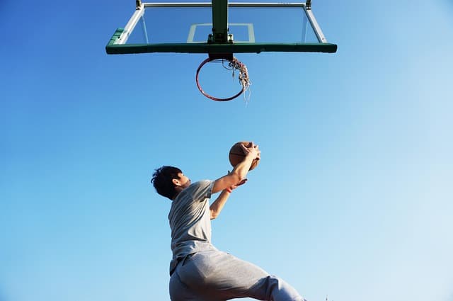 Les Secrets de Tir des Légendes du Basket à Maîtriser